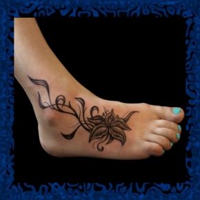 Tatuaż na stopie